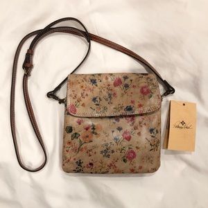 Patricia Nash cross body purse